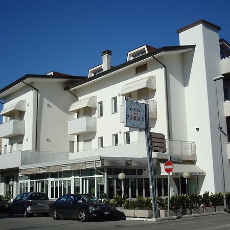 Hotel Zodiaco Lido di Jesolo Dış mekan fotoğraf