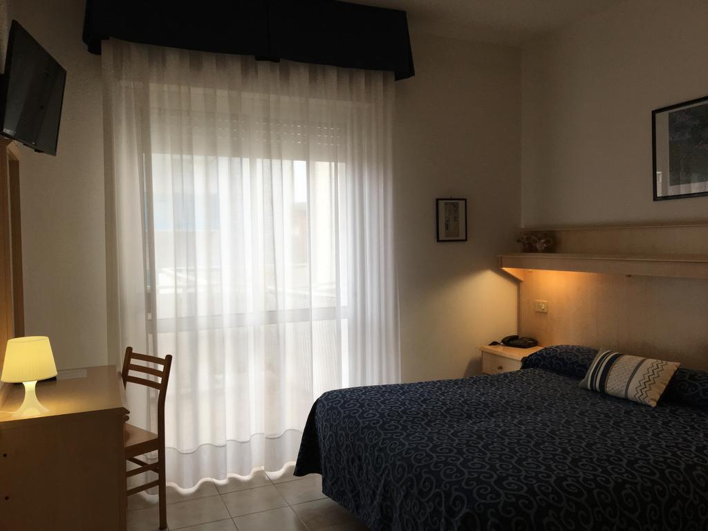 Hotel Zodiaco Lido di Jesolo Dış mekan fotoğraf