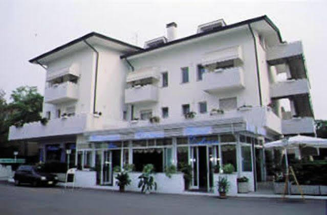 Hotel Zodiaco Lido di Jesolo Dış mekan fotoğraf