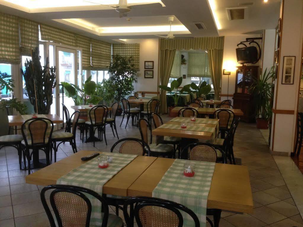 Hotel Zodiaco Lido di Jesolo Dış mekan fotoğraf